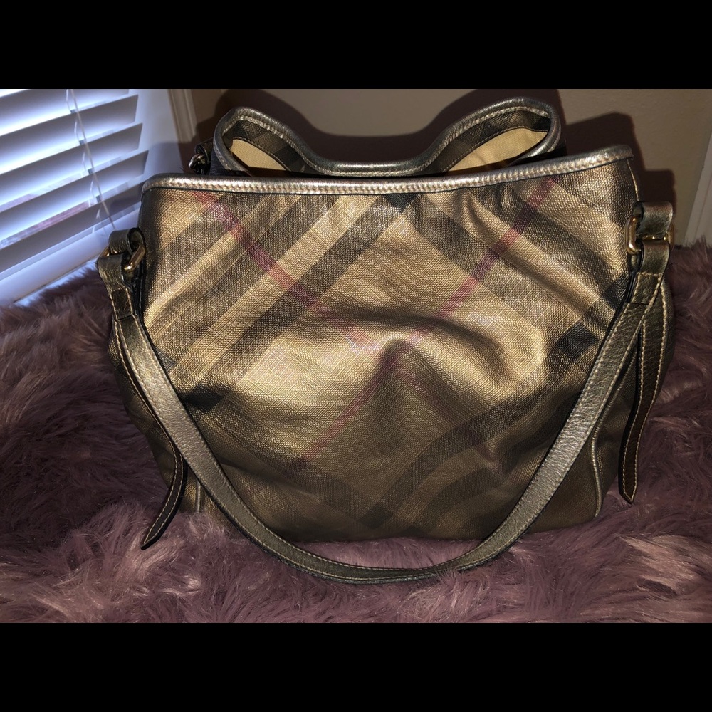 Burberry tote